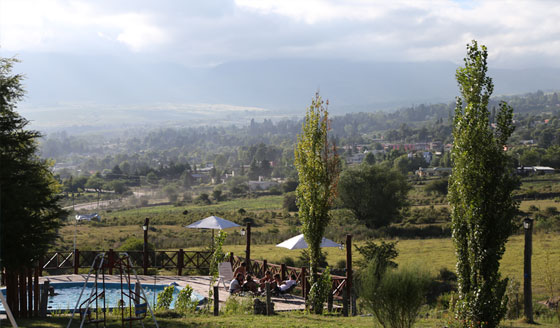 Fotos de la Piscina y Jardín de Posada La Guadalupe en Tafí del Valle, provincia de Tucumán, Argentina