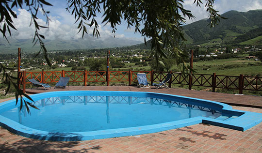 Fotos de la Piscina y Jardín de Posada La Guadalupe en Tafí del Valle, provincia de Tucumán, Argentina